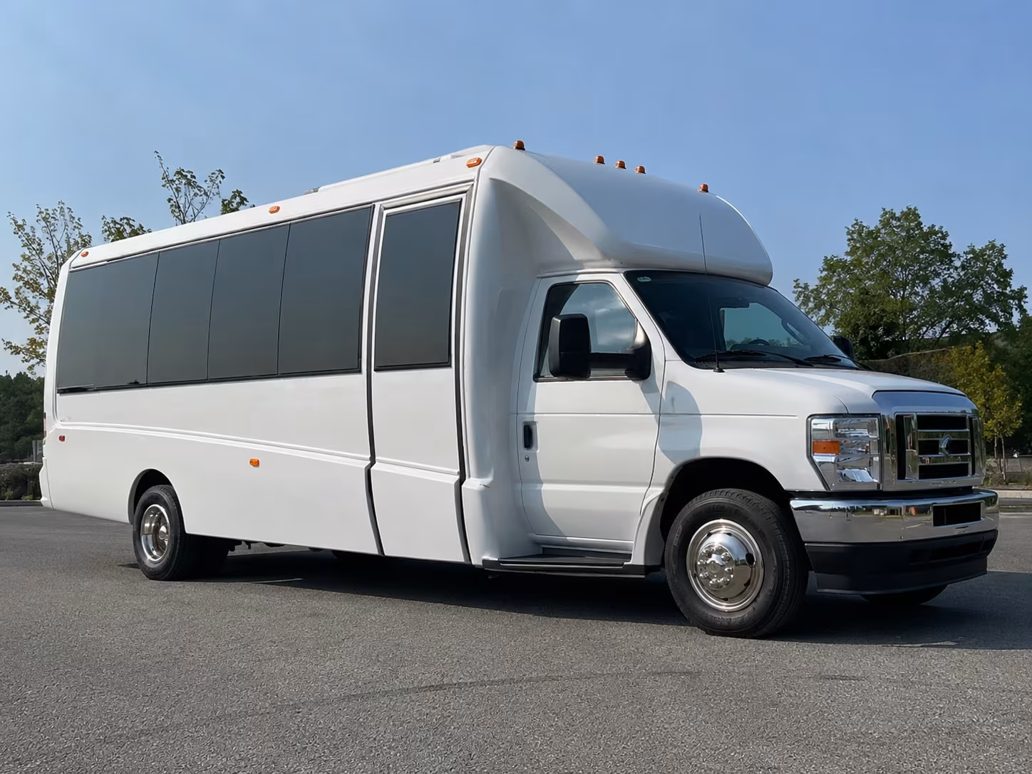 Grand Prairie Birthday, Sweet 16, & Quinceañera Party Bus Rentals