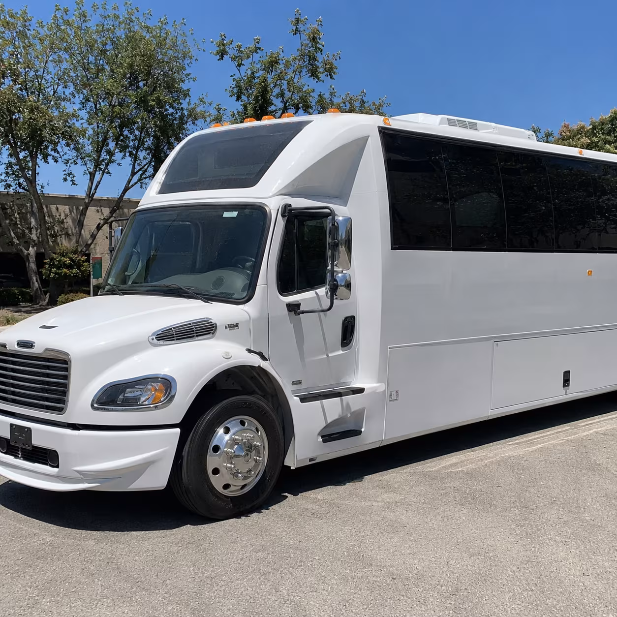 Grand Prairie Homecoming & Prom Party Bus Rentals