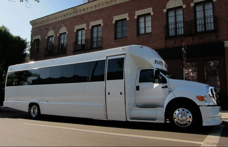 Garland 30 Passenger Party Bus White